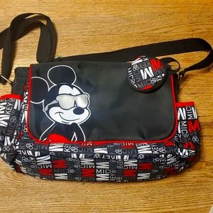 Disney Diaper bag NWOT pacifier pouch & changing pad included.